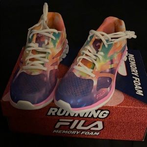 Ladies Fila running shoes